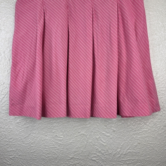 Old Navy Women Pink Pinstripe Pleated Skirt Just Below Waist Size 2 - Picture 9 of 14